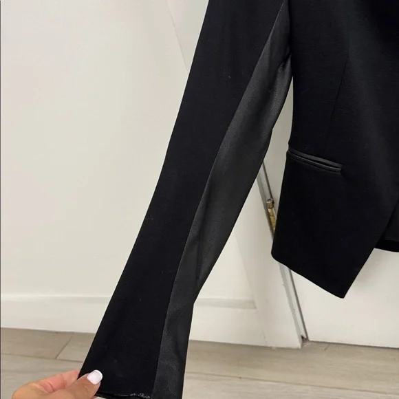 Theory Black Women's blazer with vegan leather piping on sleeves and collar